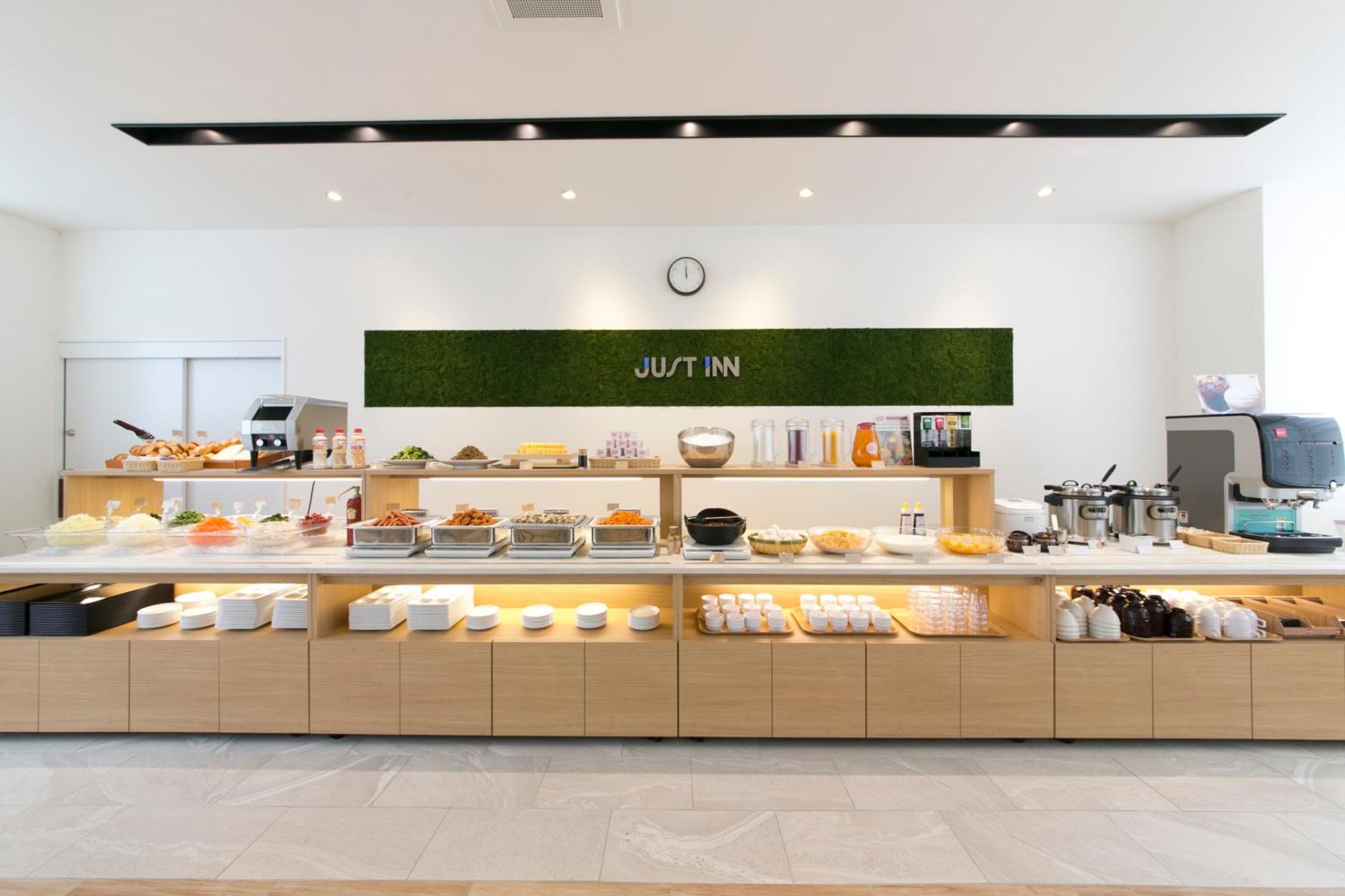 Just Inn Premium Nagoya Station Экстерьер фото